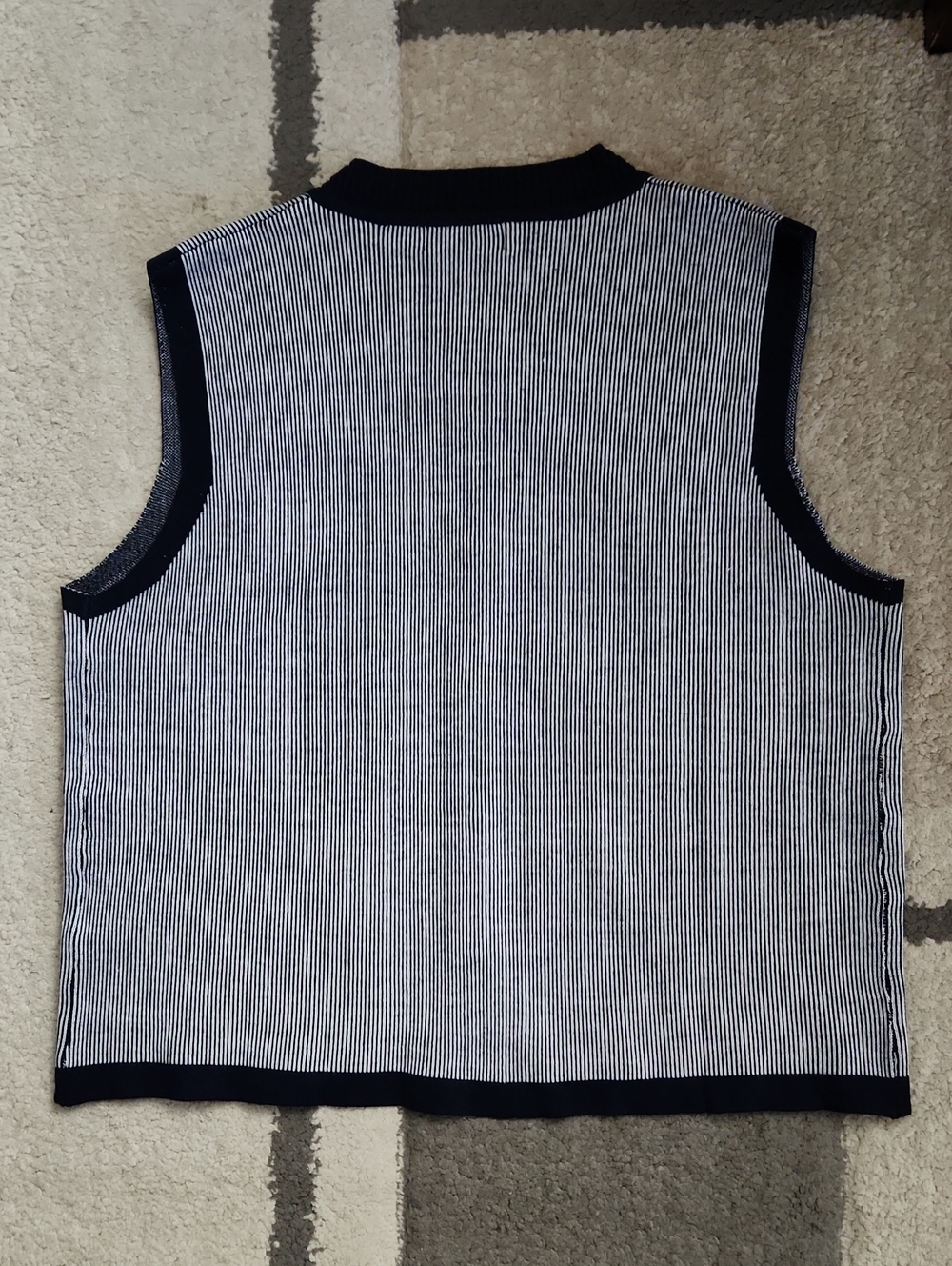 Sleeveless Stripe Blue Navy & White Knit Vest Button-Front - Womens Size Medium - Picture 5 of 9